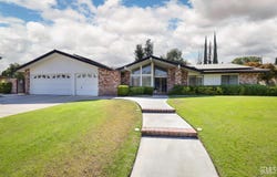 1113 Calle Extrano, Bakersfield, CA 93309