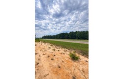 1594 HWY 184, LAUREL, MS 39443