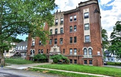 303 Hamilton Pl, Hackensack City, NJ 07601-3618