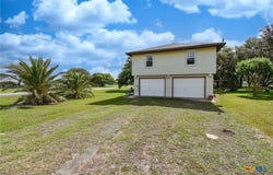 225 Swallow Drive, Palacios, TX 77465