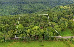 556 Edwards Circle, Laceys Spring, AL 35754