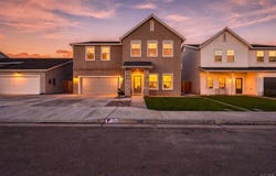 432 University Drive, Lemoore, CA 93245