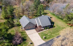 15 Lake Indian Hills Circle, Carbondale, IL 62901