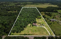 437 Balch Rd, Elgin, TX 78621