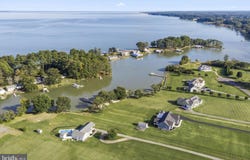 569 SAFE HARBOR LNDG, HAGUE, VA 22469