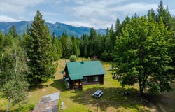 1041 Kern Road, Troy, MT 59935