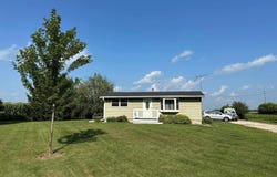 19319 Quince Ave, Mason City, IA 50401