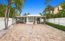 8533 Crespi Blvd, Miami Beach, FL 33141