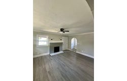 233 Oakwood Avenue, Rockford, IL 61101