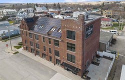 130 S Dubuque St, Solon, IA 52333