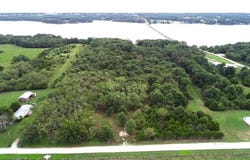 Golden Avenue, Callao, MO 63534