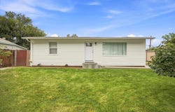 103 N Yost St, Kennewick, WA 99336