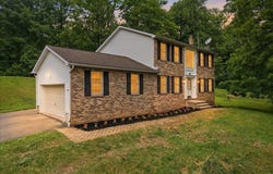 112 Red Cherry Lane, Stroudsburg, PA 18360