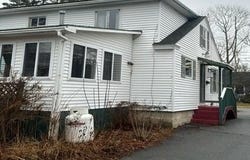 9 Norris Street, Searsport, ME 04974