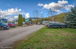 463961 US-95, Sagle, ID 83860
