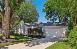 3 WINDSOR PLACE, MOUNT HOLLY, NJ 08060
