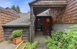 1310 INGERSOLL St, CoosBay, OR 97420