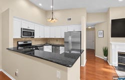 952 Juniper Way, Mahwah, NJ 07430