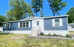 12 Cedar, Gorham, ME 04038