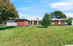 616 E Campbell Street, Murray, NE 68409
