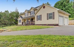 105 Nightingale Rd, Hope Twp., NJ 07825