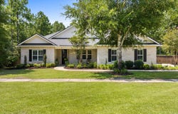 110 Harmony Way, Freeport, FL 32439
