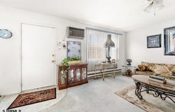 160 Elmtowne Blvd, Hammonton, NJ 08037