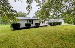 963 S 300 E, LaPorte, IN 46350