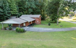 620 Valley Avenue, Erwin, TN 37650