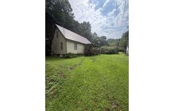 2930 Meathouse Fork Rd., Canada, KY 41519