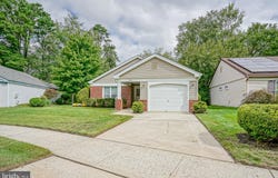 220 N PLYMOUTH Court, SOUTHAMPTON, NJ 08088