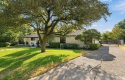 1805 Ems Road E, Fort Worth, TX 76116