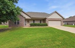 31 Bowling Ln, Conway, AR 72032