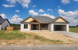 695 Mound View Drive, England, AR 72046