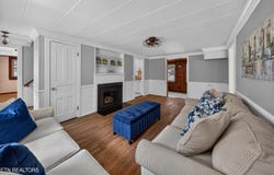 44 W Norris Rd, Norris, TN 37828