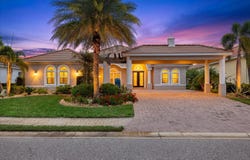 575 FORE Drive, BRADENTON, FL 34208