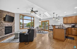 3006 E Marson Dr, Sioux Falls, SD 57103
