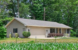 70070 2nd Avenue, South Haven, MI 49090