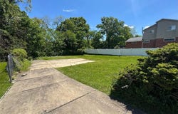 3301 Valewood Dr, Munhall, PA 15120