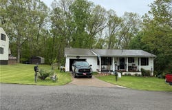 33 Edgewood Lane, Spencer, WV 25276