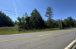 L40 Garland Road, Dexter, ME 04930