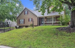 5205 Mockingbird Lane, St Joseph, MO 64506