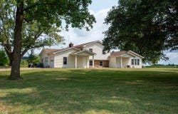 8464 E 25th Street, Columbus, IN 47203