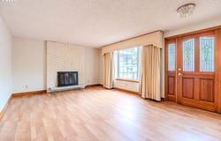 193 SE PALOMA Ave, Gresham, OR 97080