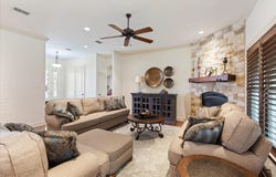 111 Morningstar Dr, Longview, TX 75605