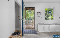 190 HAYMAN ST, Scottsville, VA 24590