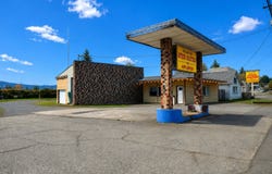 2308 MAIN St, SweetHome, OR 97386