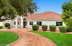 8546 E WATERFORD Circle, Mesa, AZ 85212