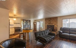 166 BURCHETT Rd, Onalaska, WA 98570