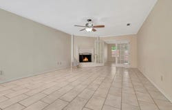 1019 E Austin St, Nacogdoches, TX 75965